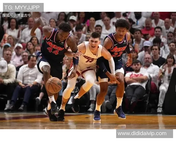 以NBA第三方托管模式为核心探讨联盟管理创新与发展趋势